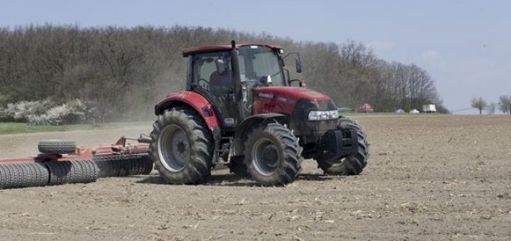 caseih-farmallu-03