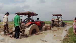 traktorlerin-camurla-imtihani